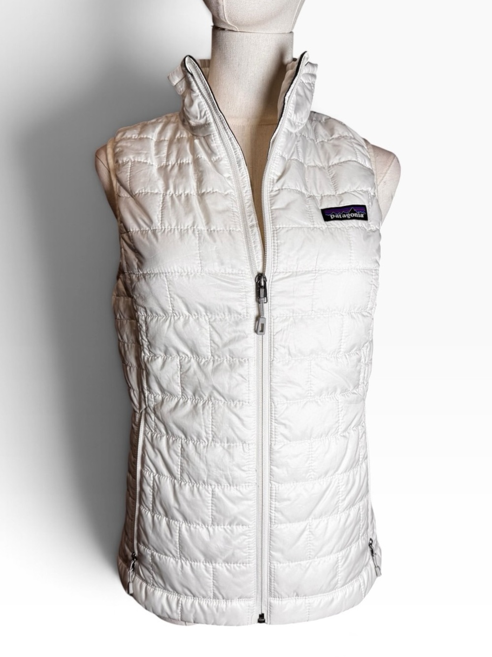 Patagonia Nano Puff Insulated Full Zip Puffer Vest White Women's XS